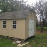 4 sidewall windows to let in light